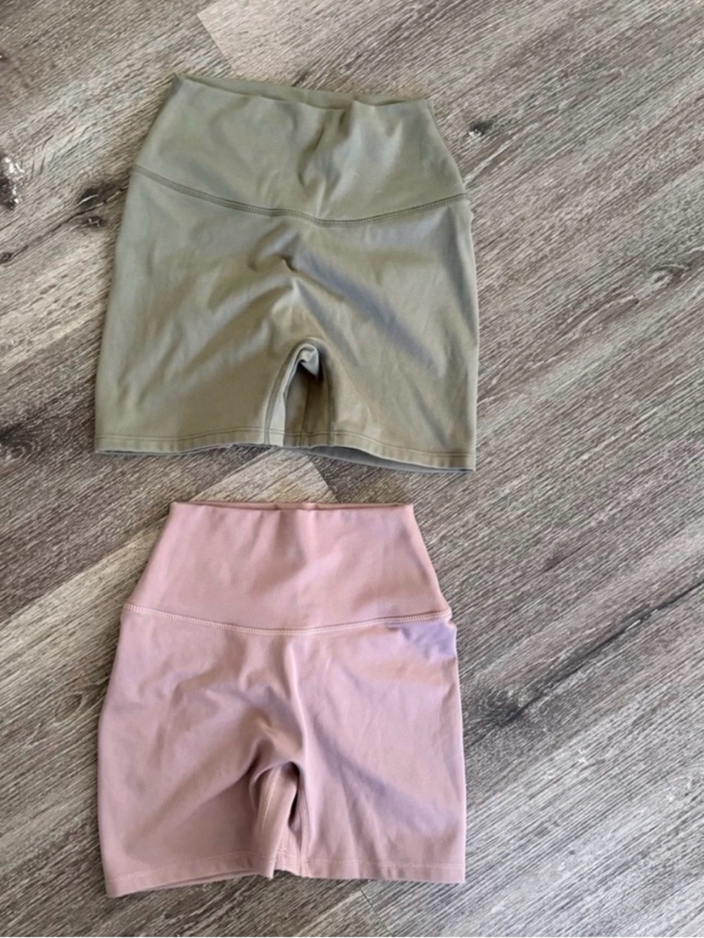 High-Waist Athletic Bike Shorts — Olive Green & Dusty Pink